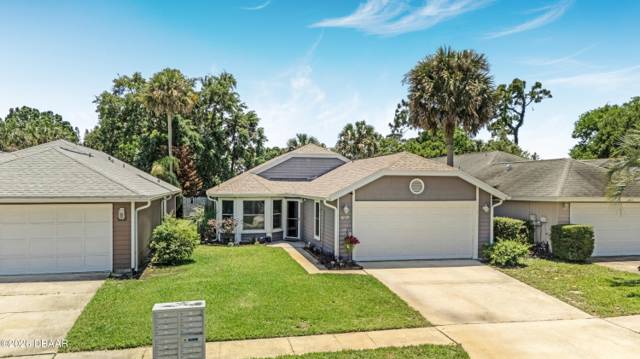1013 Belleflower Drive home for sale in Countryside