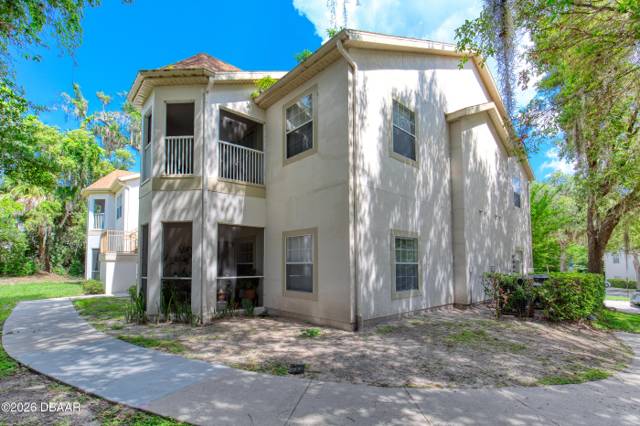 Oak Ridge Condo