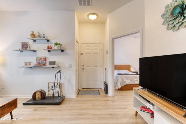 Oak Ridge Condo