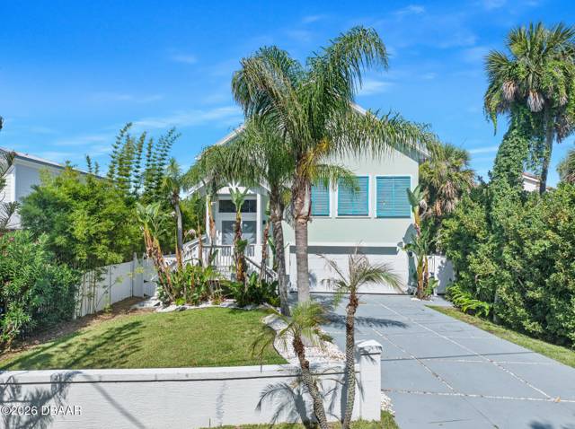 3110 John Anderson Drive home for sale in Avalon By The Sea