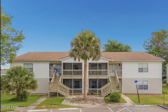 1600 Big Tree Road #08 home for sale in Condo At Georgetown Lake A Condo South Daytona