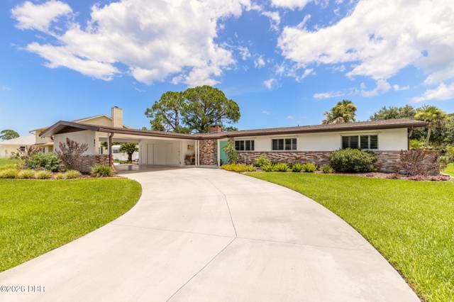 801 Fairway Drive home for sale in Aqua Golf