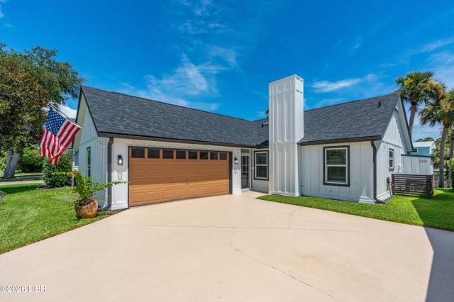 762 Pine Shores Circle home for sale in Pine Island Deland
