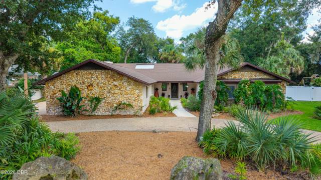 201 Rio Pinar Drive home for sale in Tomoka Oaks