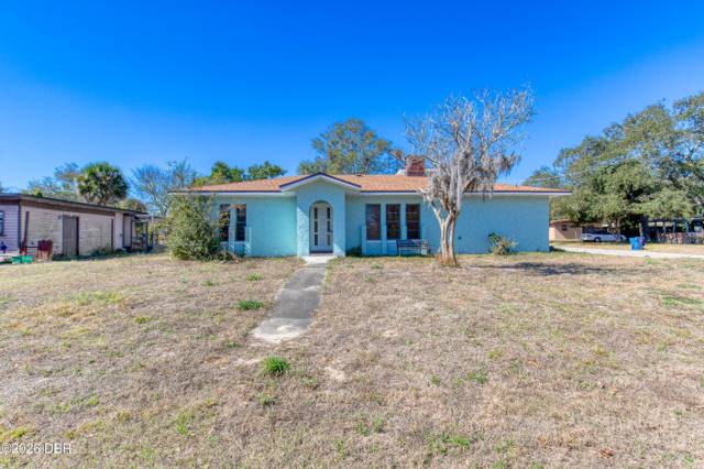 1498 Old Kings Road home for sale in Highland Park