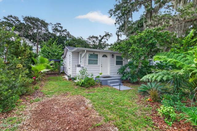 718 Avenue A, Holly Hill 32117 home for sale
