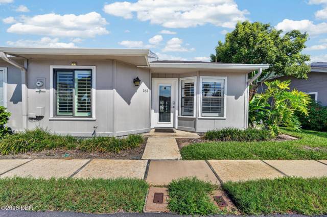 163 Breezeway Court home for sale in Venetian Villas