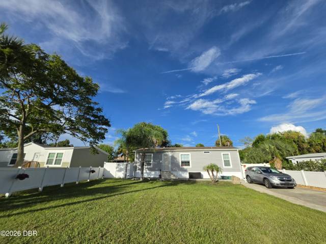 1911 Woodcrest Drive home for sale in Tropical Mobile Home Village