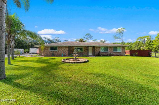 2131 W Poinsettia Drive home for sale in Tomoka Farms
