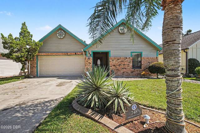 748 Pine Shores Circle home for sale in Pine Island Deland