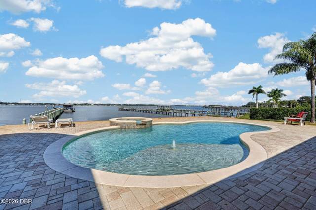 14 Granville Circle home for sale in Lpga