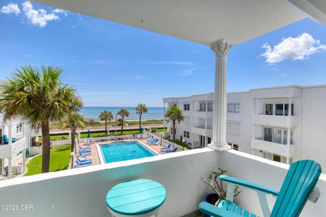 1926 Ocean Shore Boulevard #306