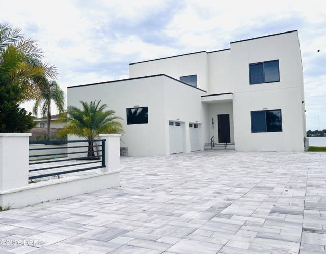 2115 N Halifax Avenue, home for sale in Daytona Beach