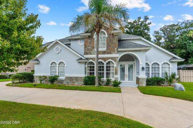 33 Kingsbridge Crossing Drive