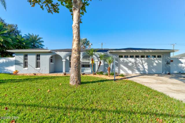 1026 Lake Avenue home for sale in Edgewater Acres