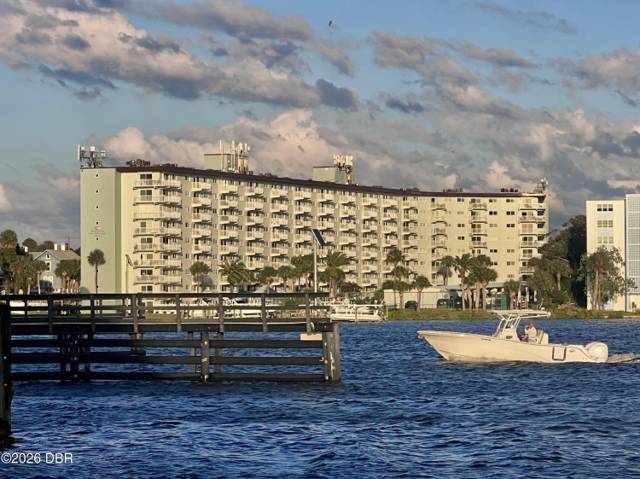 100 Silver Beach Avenue #720 home for sale in Riverplace One Hundred
