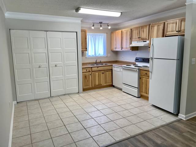 201 E College Boulevard #46, home for sale in Niceville