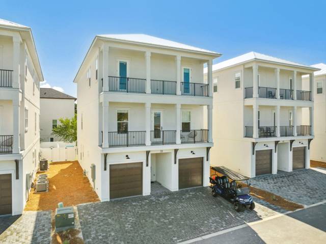 Estates At Hidden Palms