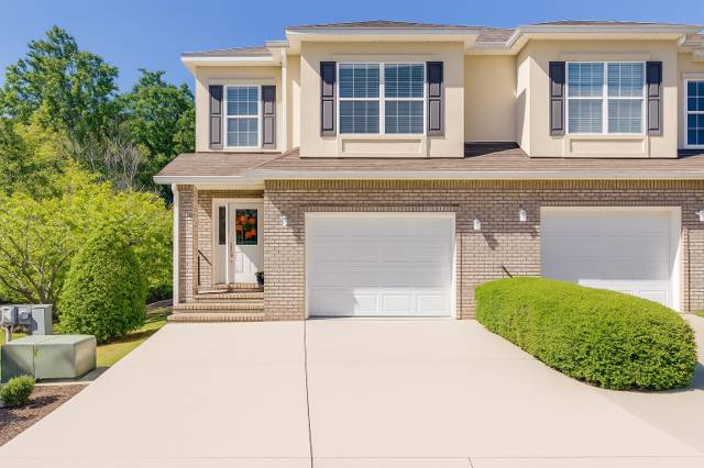 Walton Oaks Townhomes