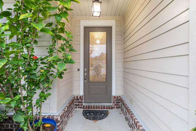 40 Oyster Boulevard