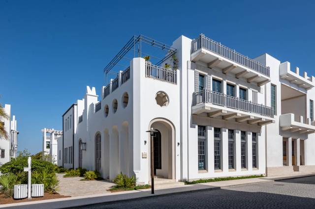 41 Kings Castle Court home for sale in Watercolor