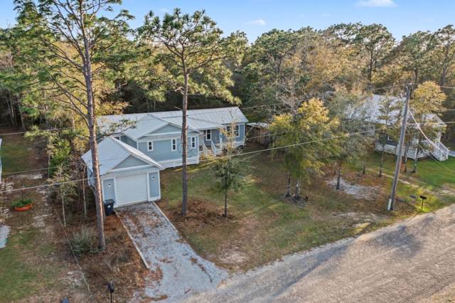 255 W Renoir Road home for sale in Oakwood Lakes Estates