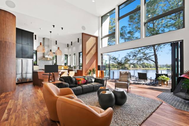 296 S Bayshore Drive home for sale in Morris