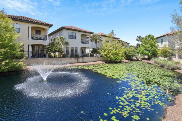 1975 Baytowne Loop home for sale in Villa Lago
