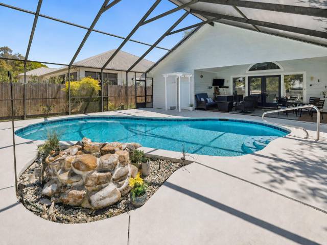 550 Seabreeze Circle, Seacrest 32461 home for sale