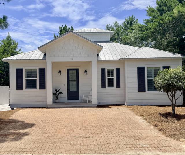 10 Gulfview Way home for sale in Highland Parks