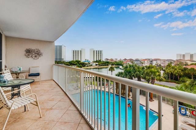 Terrace at Pelican Beach