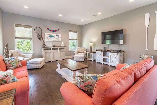 77 Mobile Street home for sale in Frangista Beach
