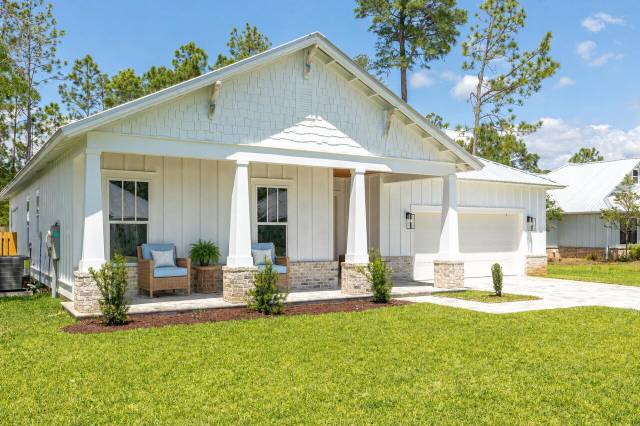 61 E Grizzly Street home for sale in Bear Creek Cottages