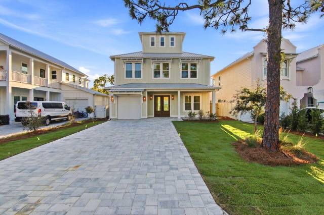 125 Elm Street home for sale in Gulf Shore Manor