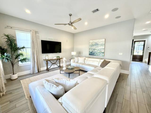 1959 Baytowne Loop home for sale in Villa Lago