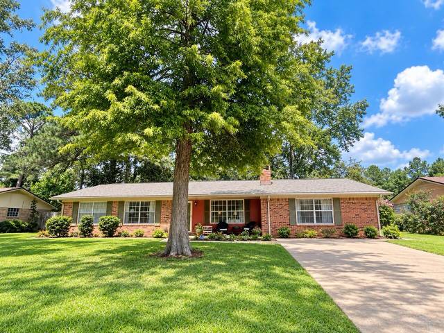 303 Pontevedra Lane