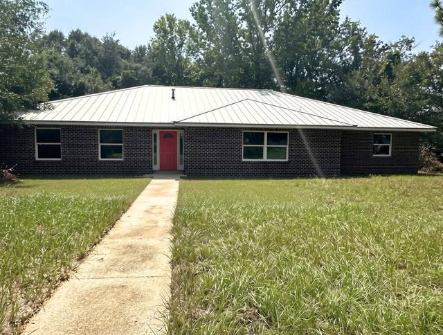 18 Hickory Avenue home for sale in Poquito Bayou