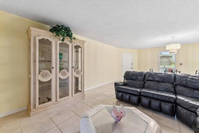 Trails End Villas Inc Condo