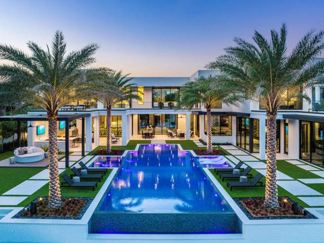 372 E Alexander Palm Road home for sale in Royal Palm Yacht & Country Club