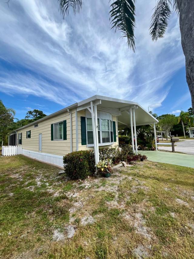 34 Montilla Way Way home for sale in Spanish Lakes Golf Village