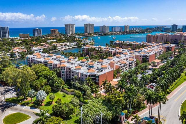 Mizner Court