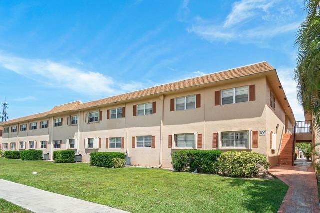 600 SW 2nd 2390 Avenue #2390 home for sale in Boca Towne Centre