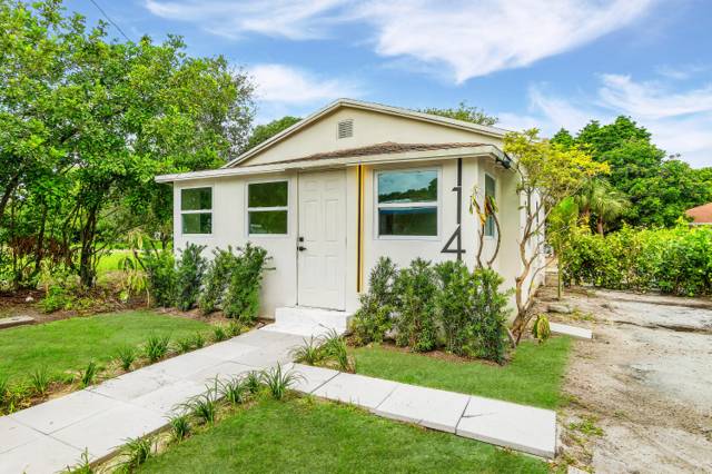 114 NW 10th Avenue