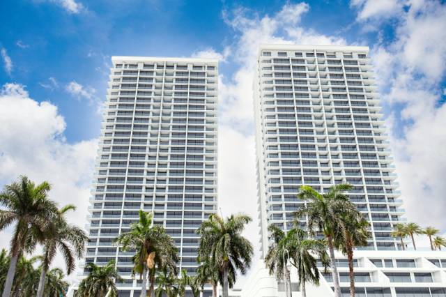 529 S Flagler Drive #Th3g home for sale in Plaza Of The Palm Beaches