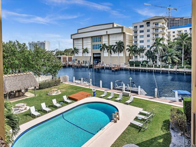 Caravel Condominium Apartments