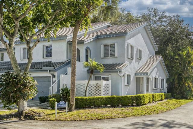 Carriage Gate Condo