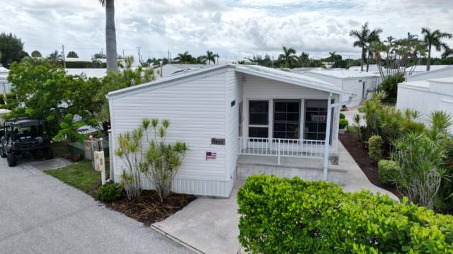 207 N Heron Drive #P home for sale in Briny Breezes Inc
