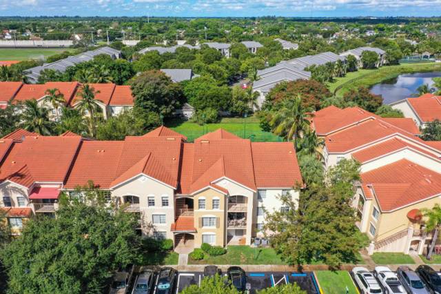 4041 San Marino Boulevard #307 home for sale in Emerald Isle At Laguna Lakes Condo