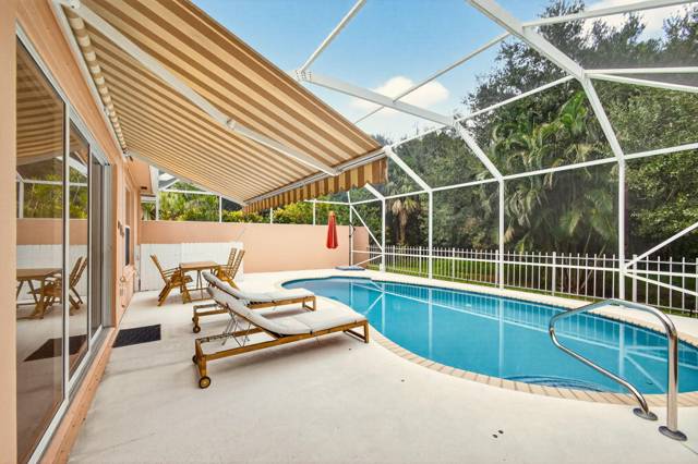 Hamptons At Maplewood