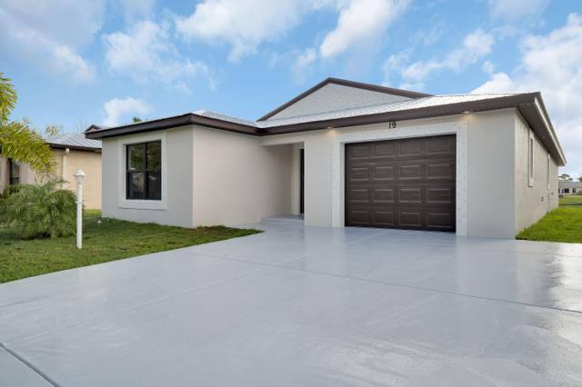 113 Callie De Lagos home for sale in Spanish Lakes Country Club Village